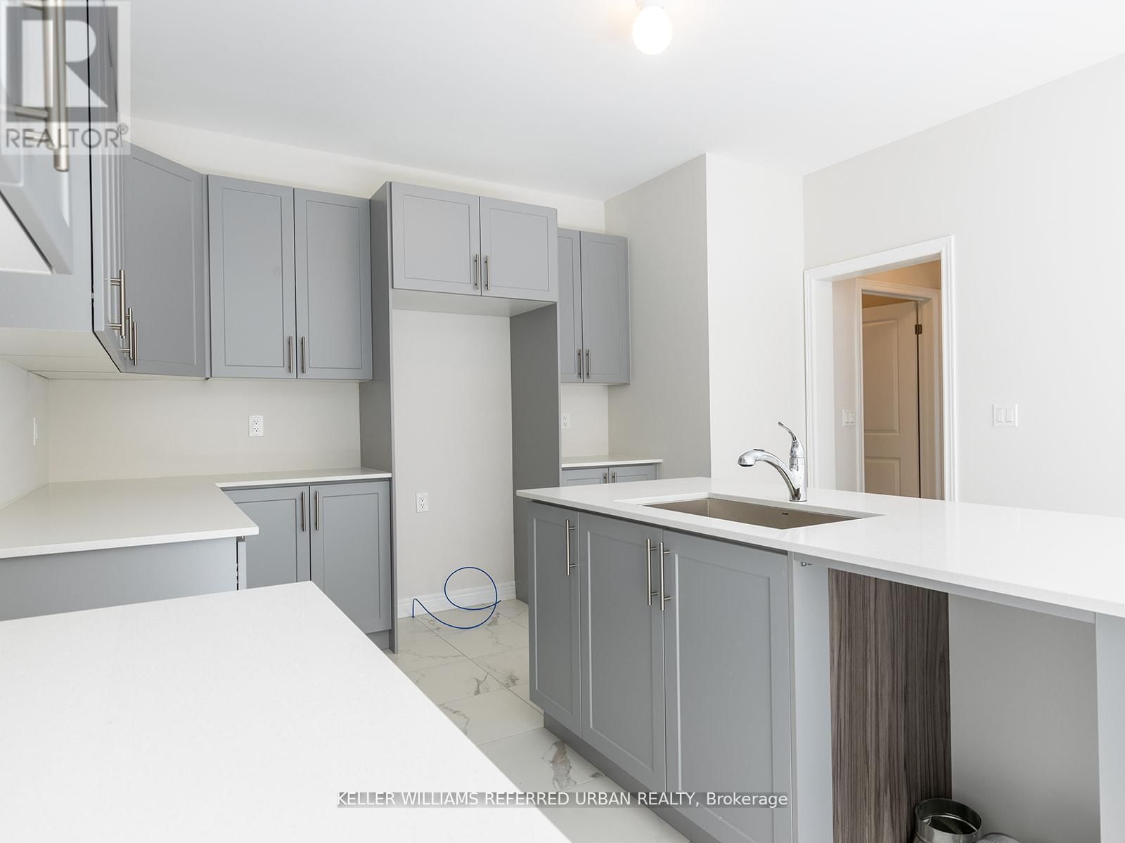 1470 DAVIS LOOP CIRCLE Image 13