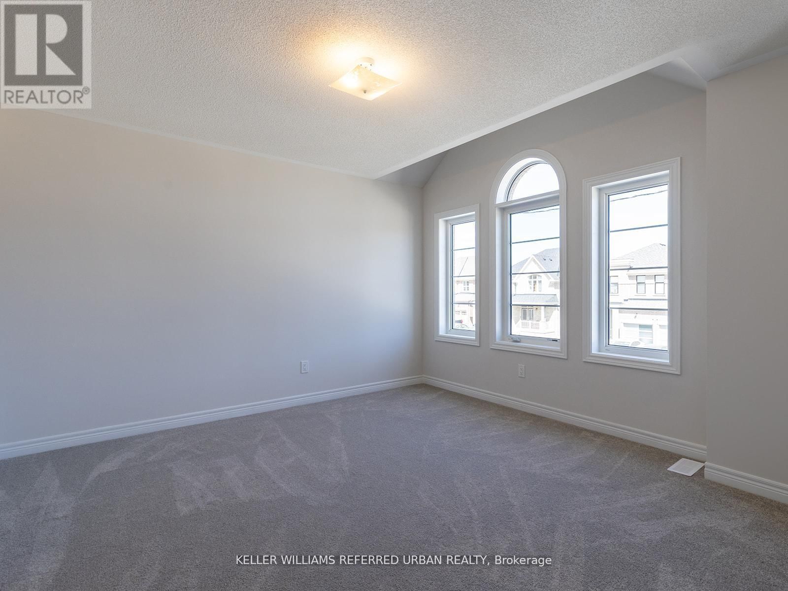 1470 DAVIS LOOP CIRCLE Image 22