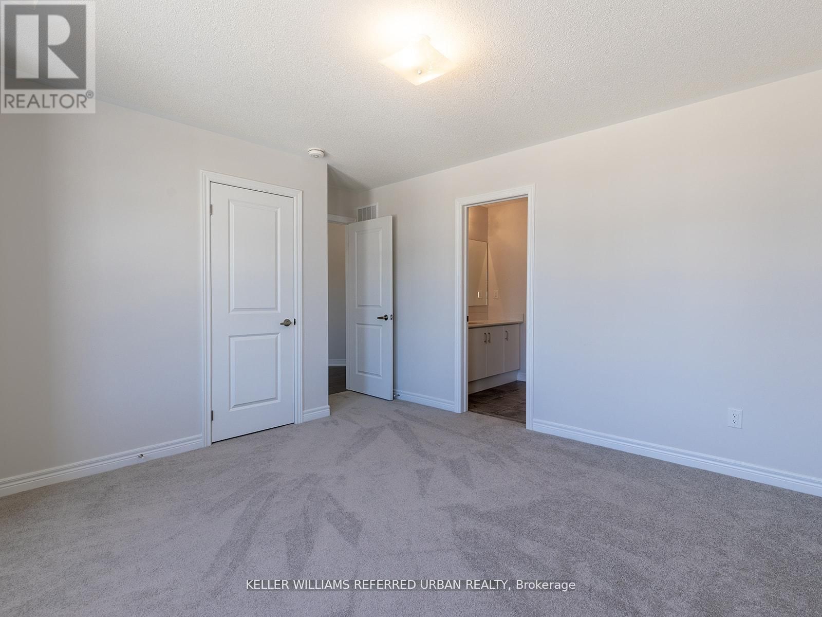 1470 DAVIS LOOP CIRCLE Image 24