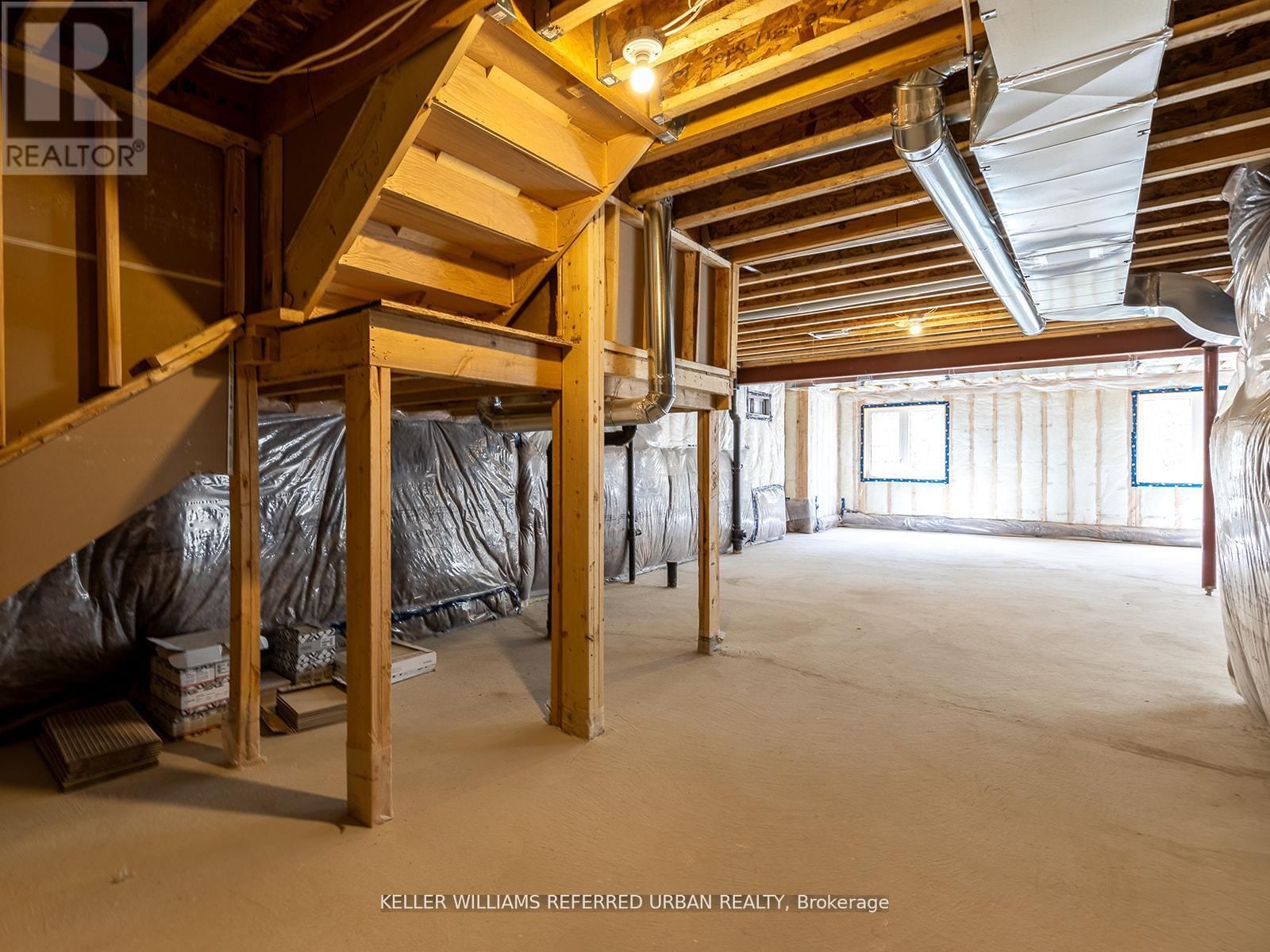 1470 DAVIS LOOP CIRCLE Image 44