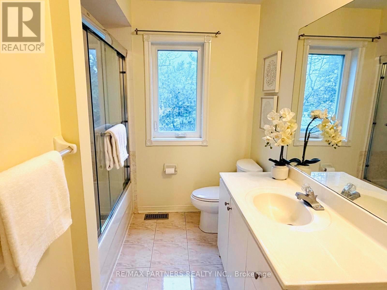 #27 - 50 RUBIN STREET Image 10