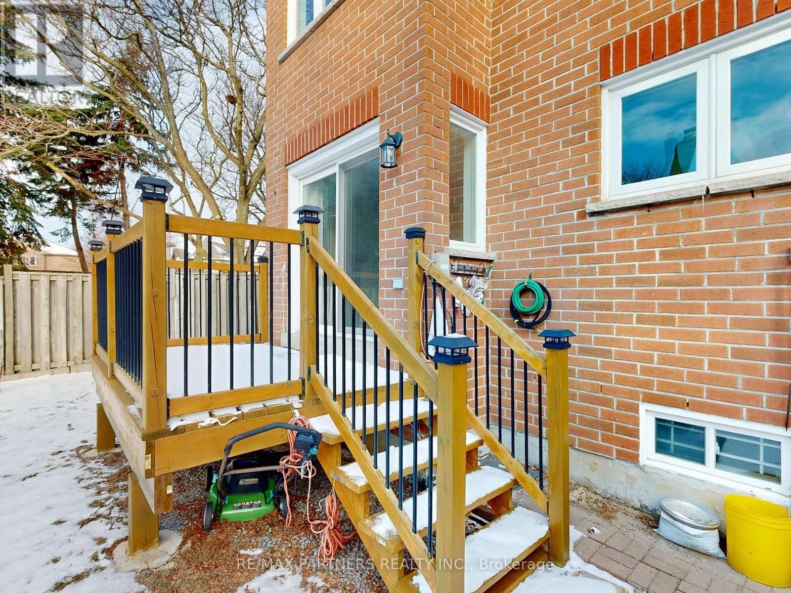 #27 - 50 RUBIN STREET Image 12