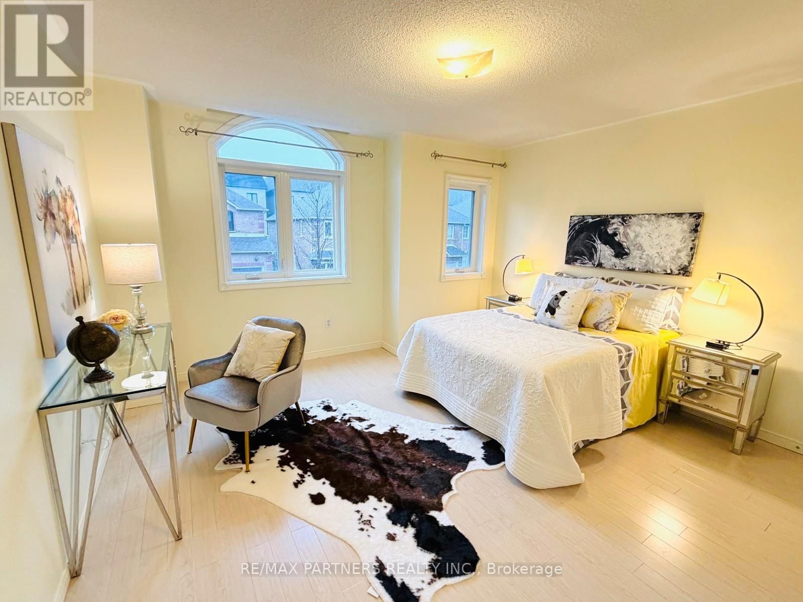 #27 - 50 RUBIN STREET Image 9