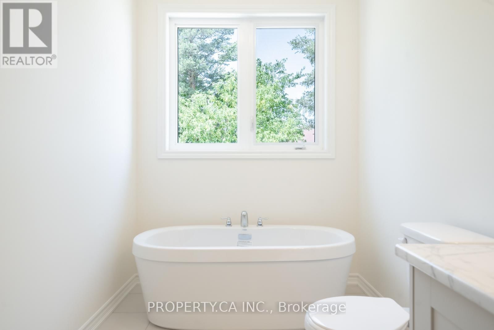 52 RUMI COURT Image 17