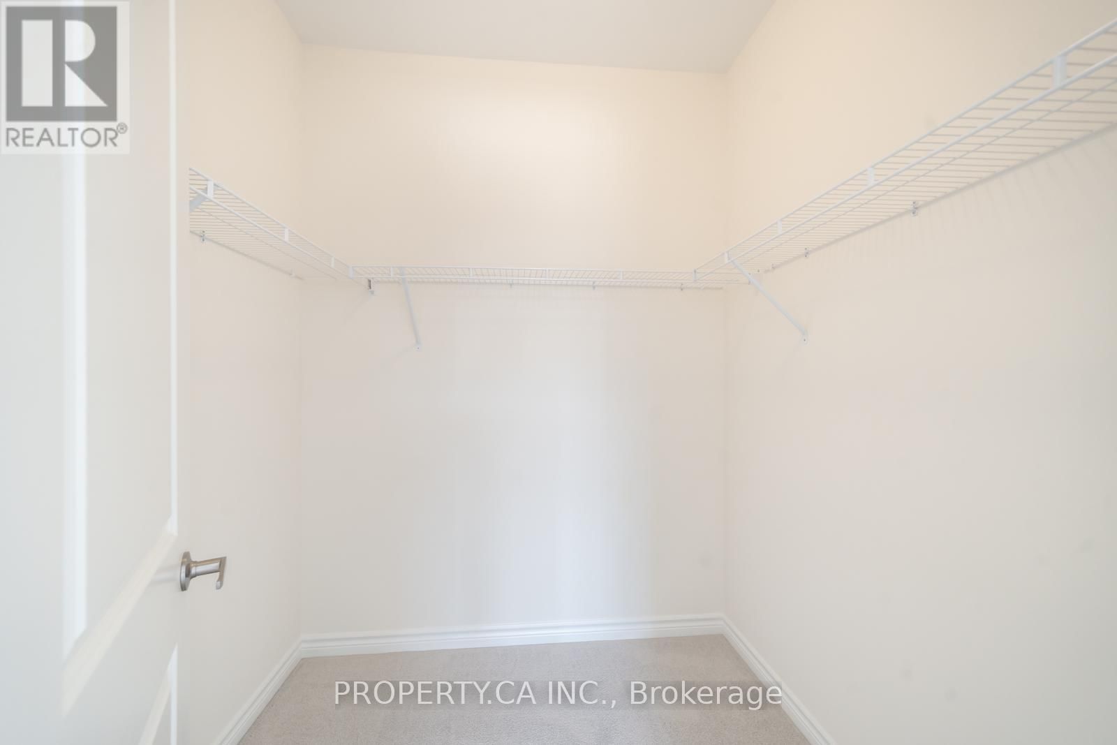 52 RUMI COURT Image 21