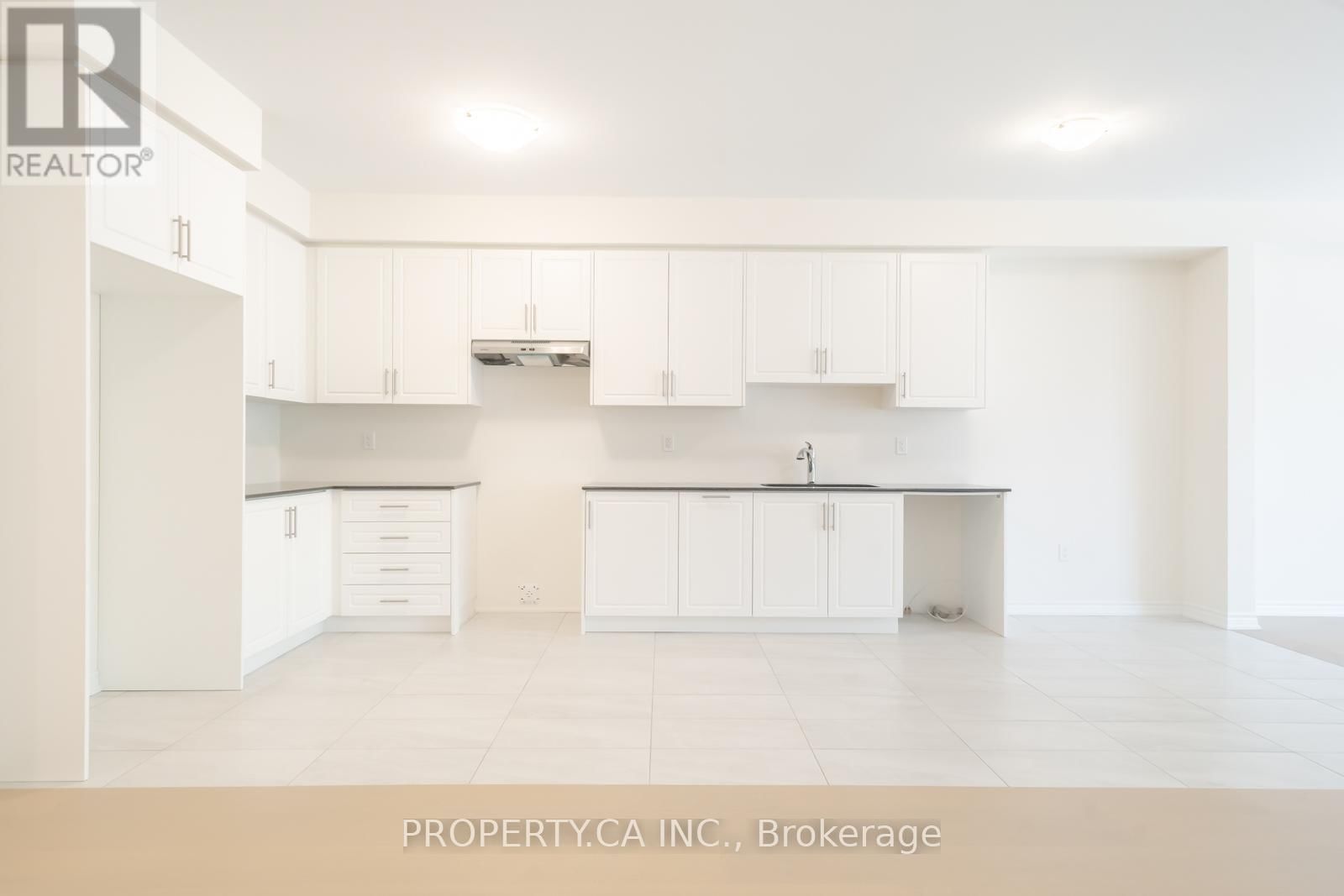 52 RUMI COURT Image 7