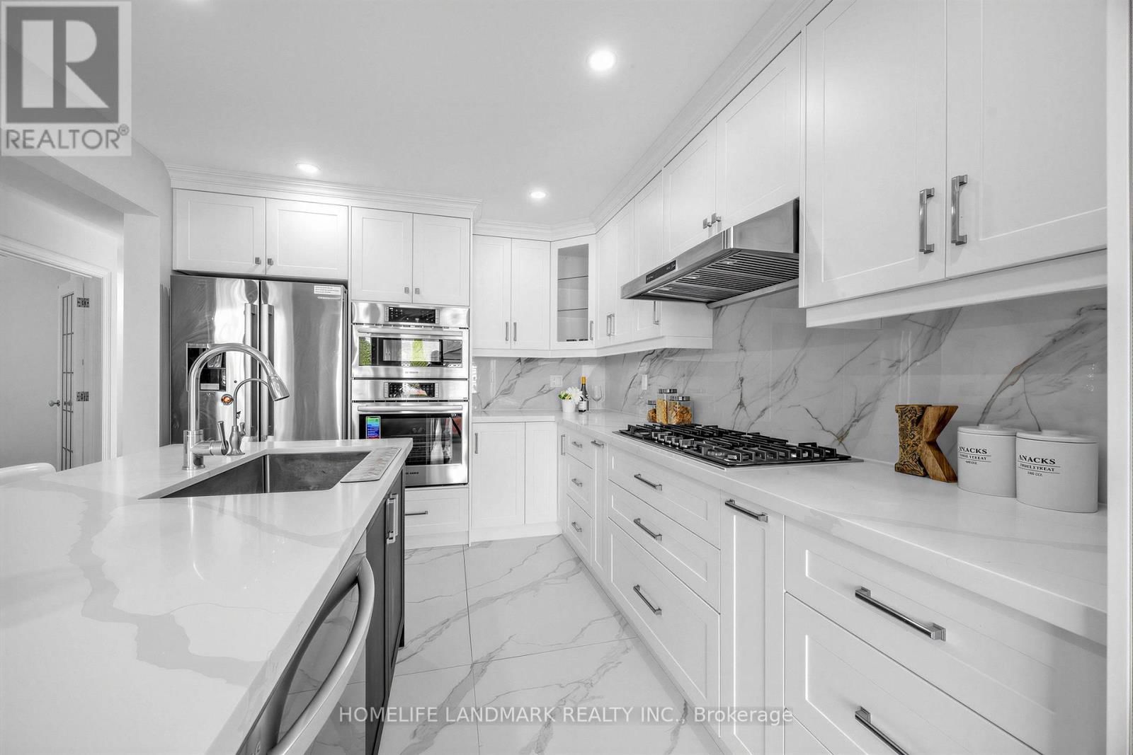 887 COLLEGE MANOR DRIVE Image 10