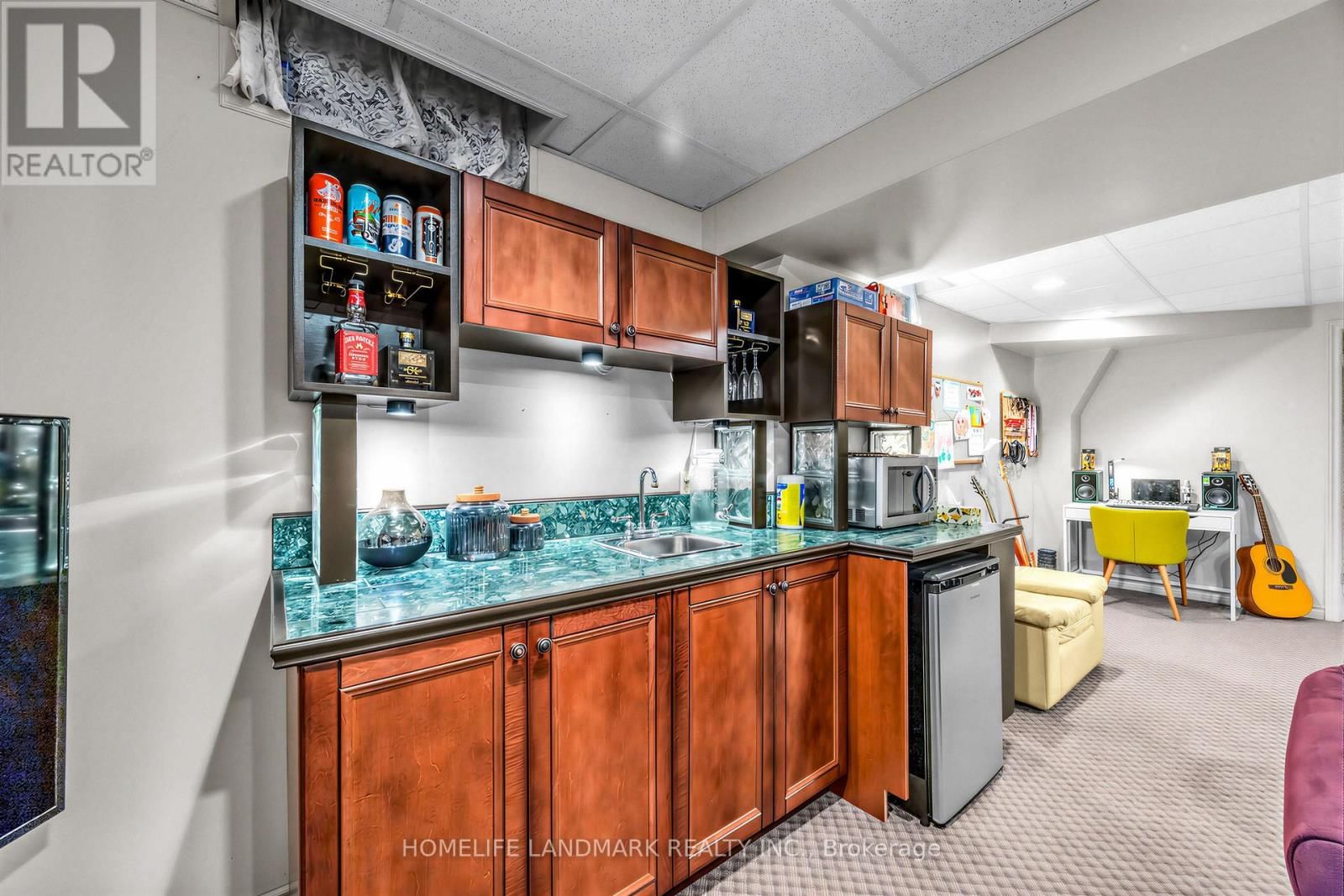 887 COLLEGE MANOR DRIVE Image 36