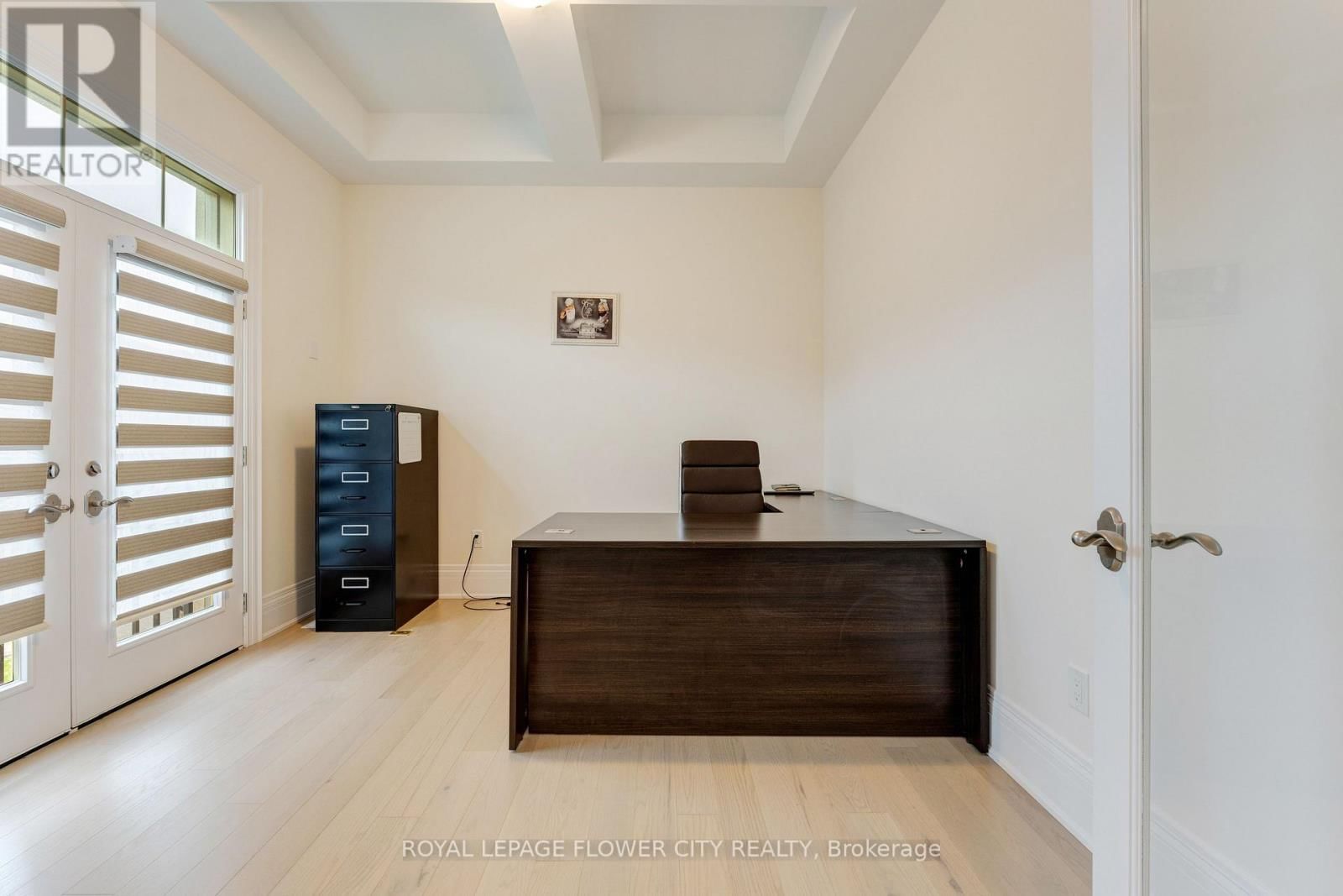 20 SERAVILLE STREET Image 4