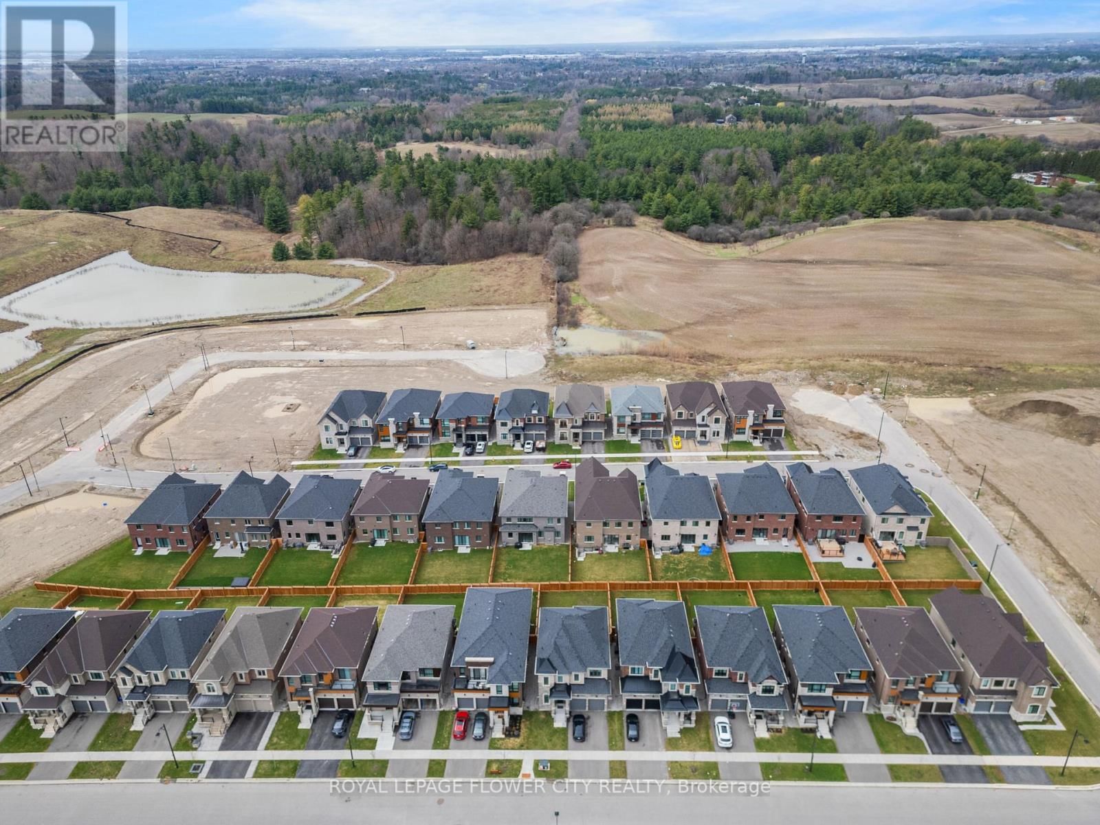 20 SERAVILLE STREET Image 41