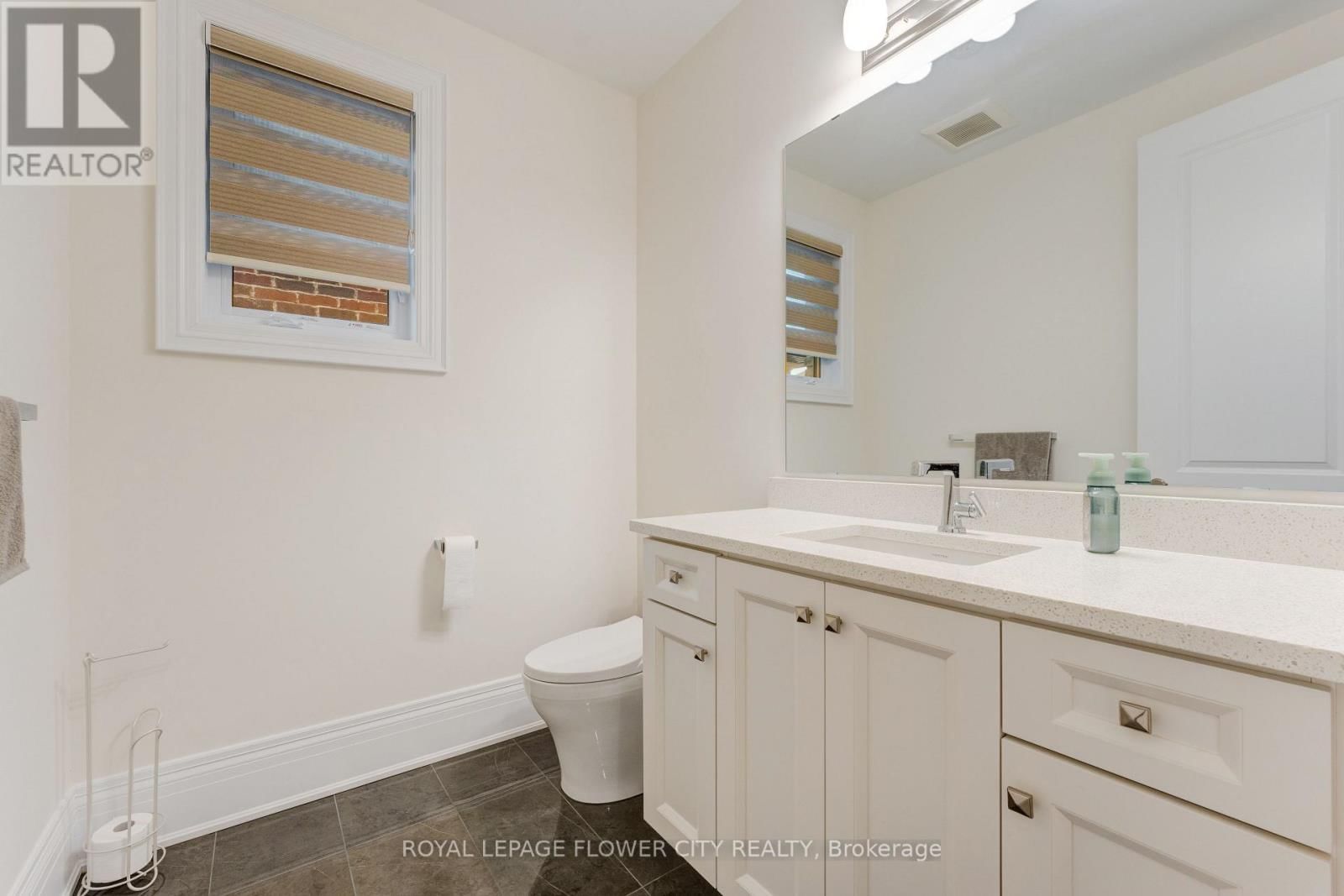 20 SERAVILLE STREET Image 7