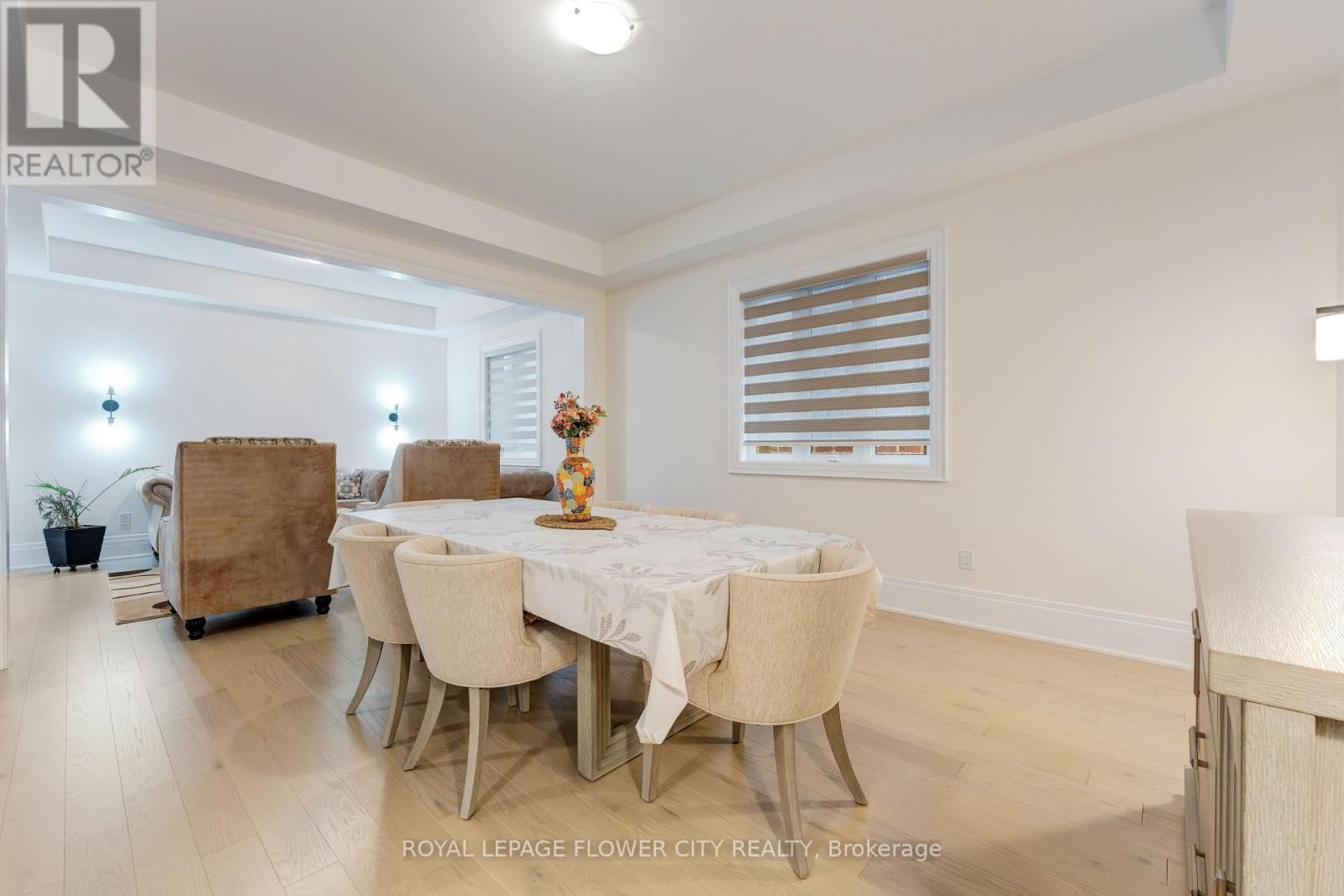 20 SERAVILLE STREET Image 9