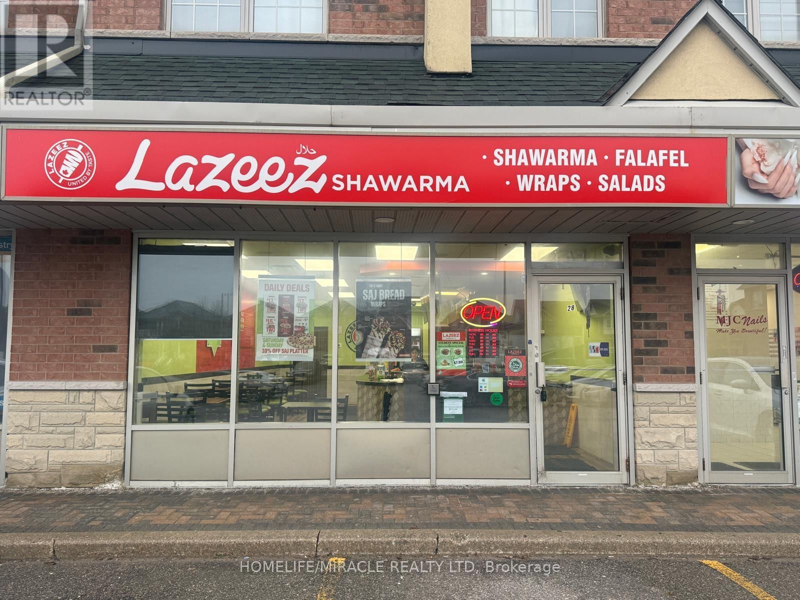 28 - 9699 JANE STREET Image 1