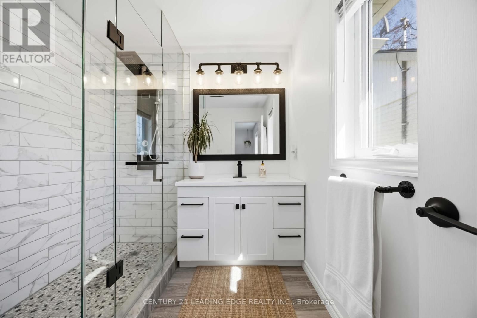 787 THIRD AVENUE Image 22