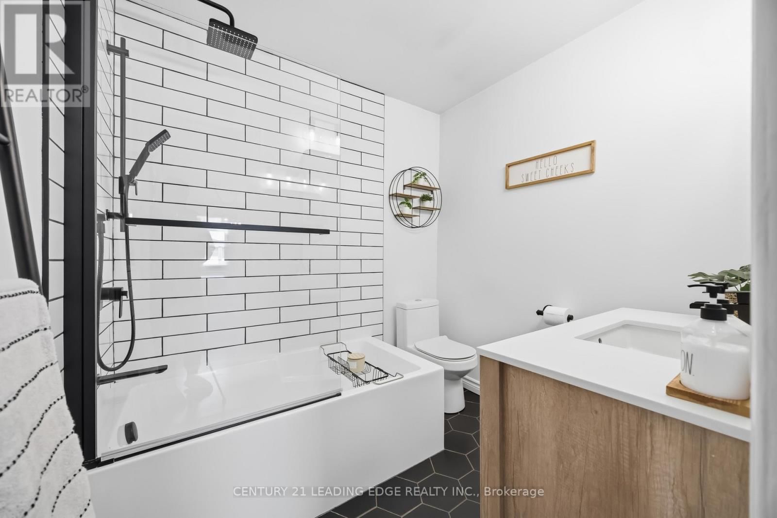 787 THIRD AVENUE Image 26