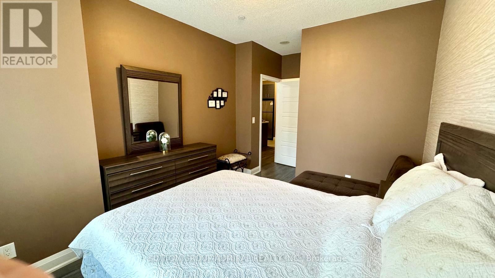 120 - 8228 BIRCHMOUNT ROAD Image 12