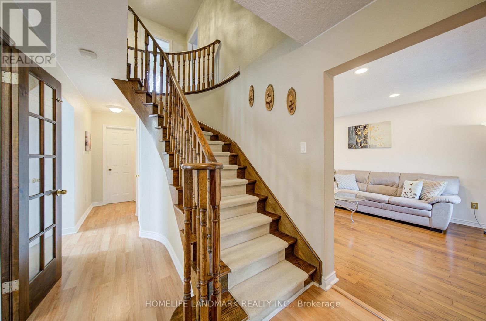 306 ESSEX AVENUE Image 4