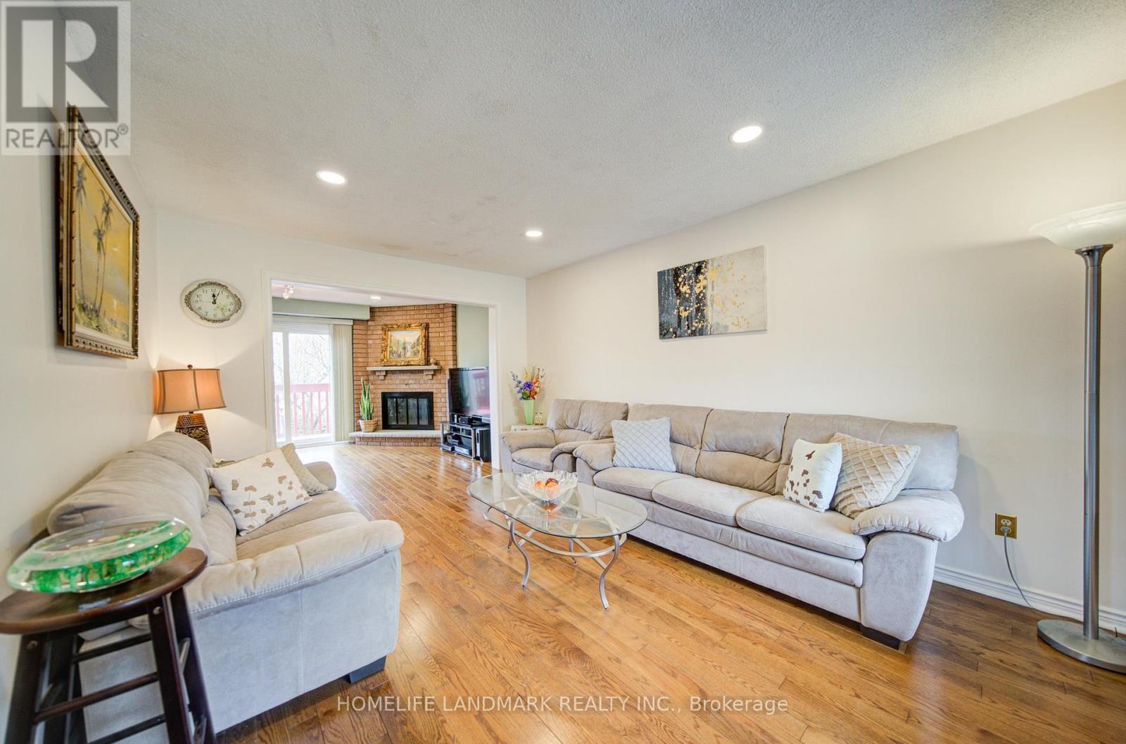 306 ESSEX AVENUE Image 5