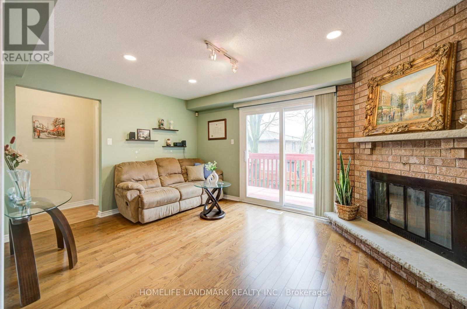 306 ESSEX AVENUE Image 9