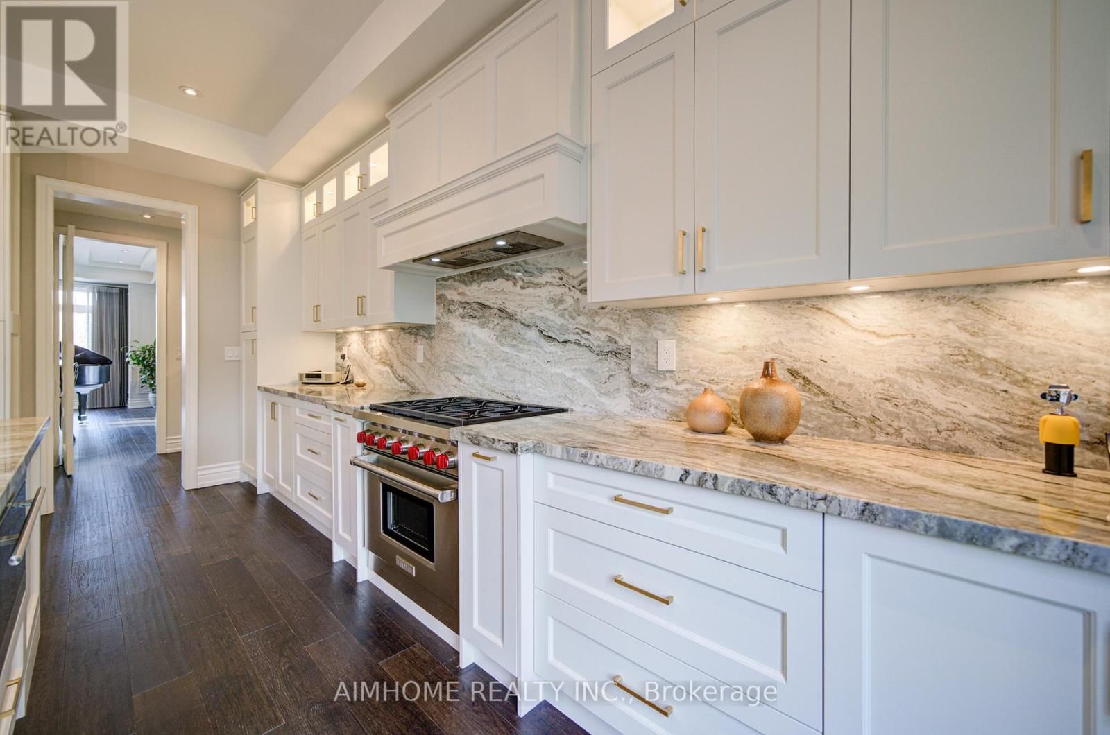 212 SUSSEX AVENUE Image 11