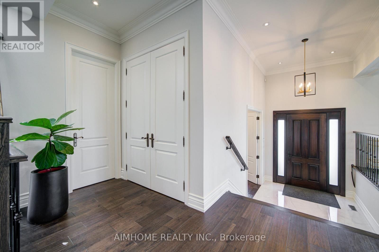 212 SUSSEX AVENUE Image 3