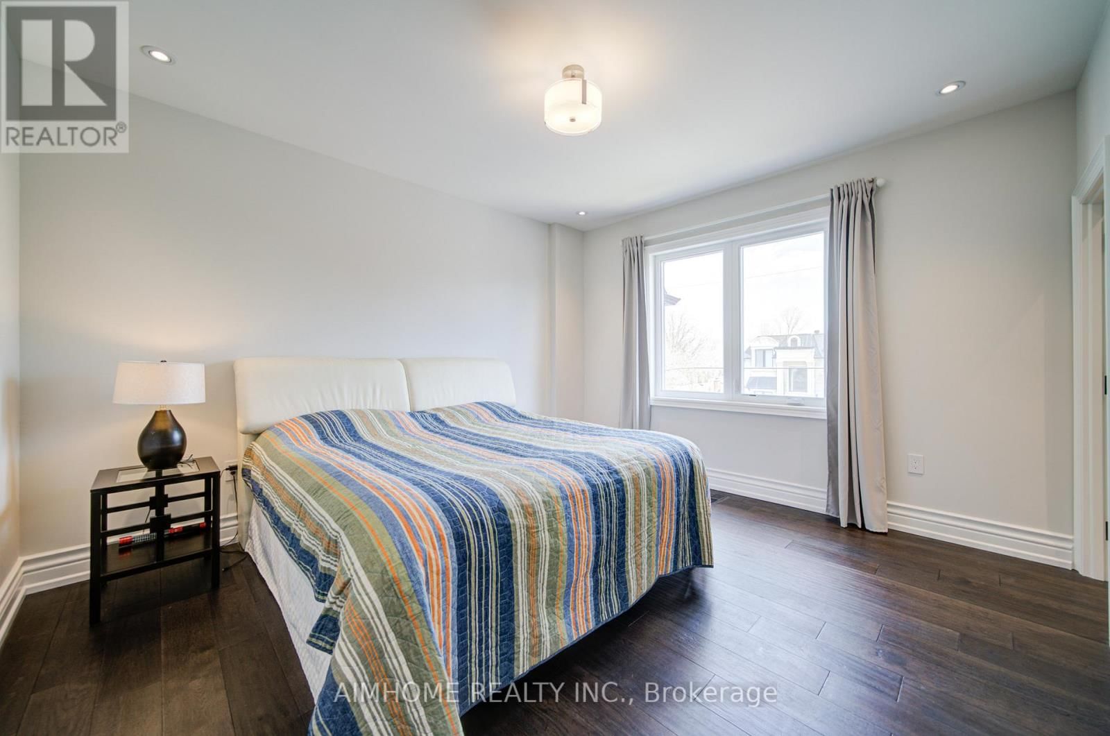 212 SUSSEX AVENUE Image 36