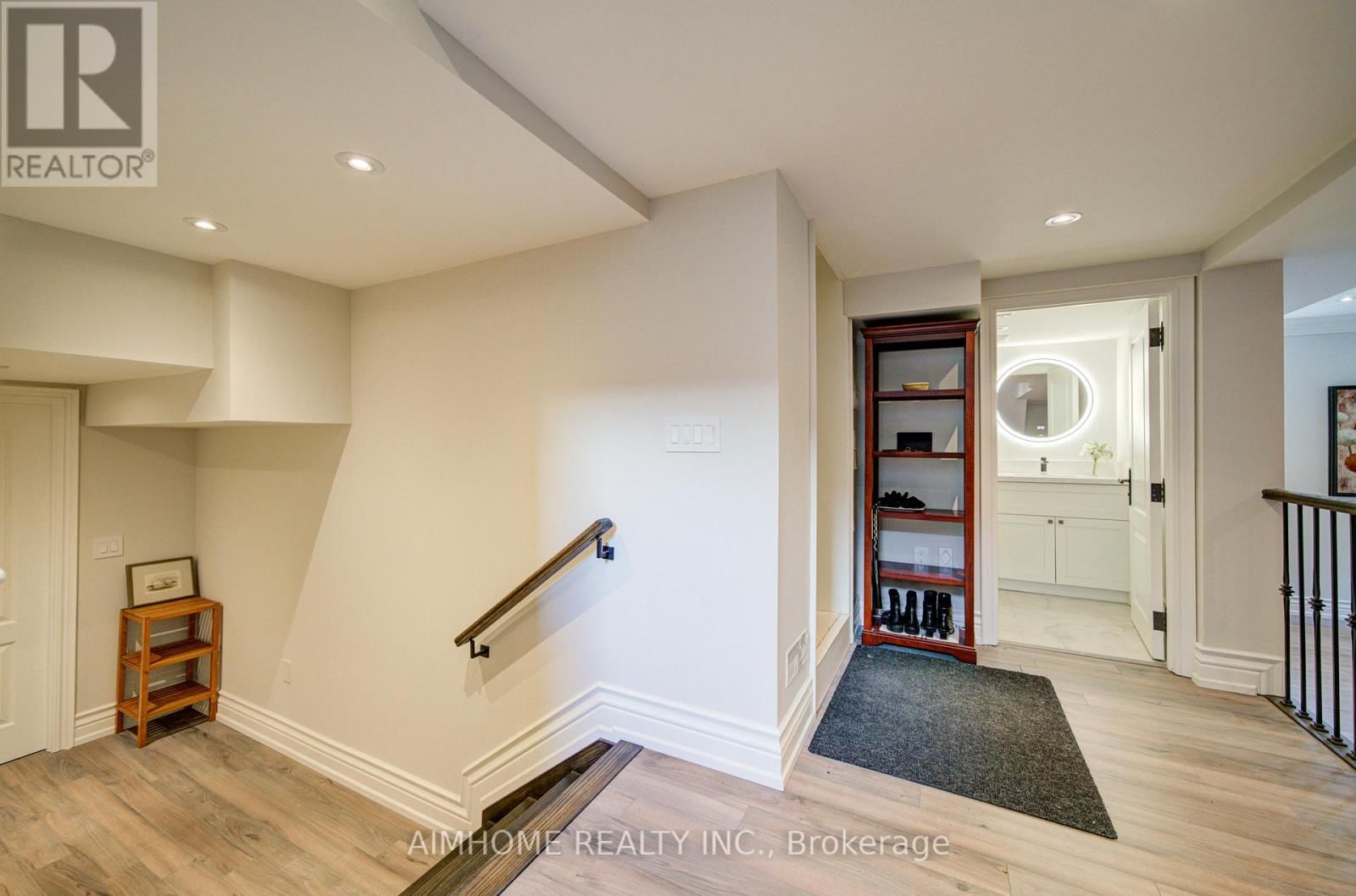 212 SUSSEX AVENUE Image 45