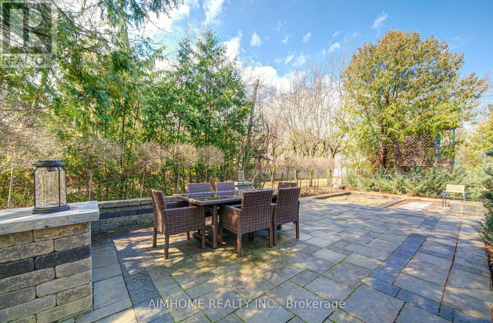 212 SUSSEX AVENUE Image 50