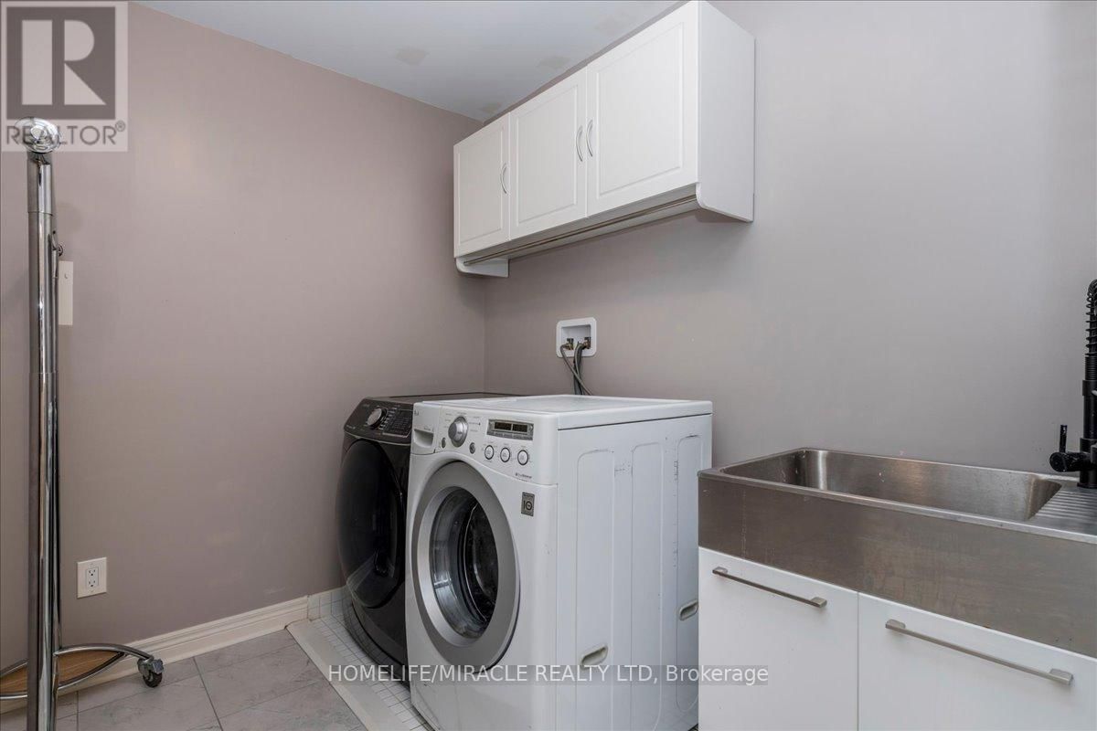 83 WILLOUGHBY WAY Image 27