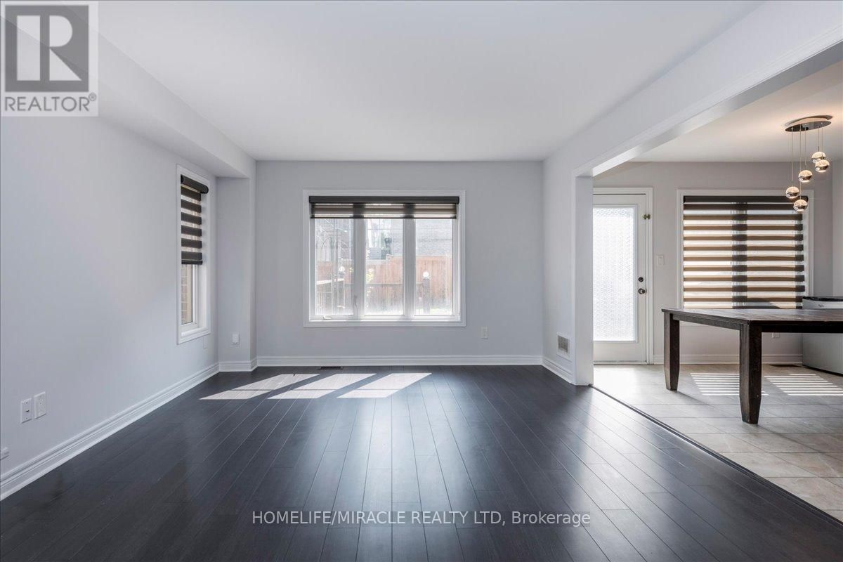 83 WILLOUGHBY WAY Image 8