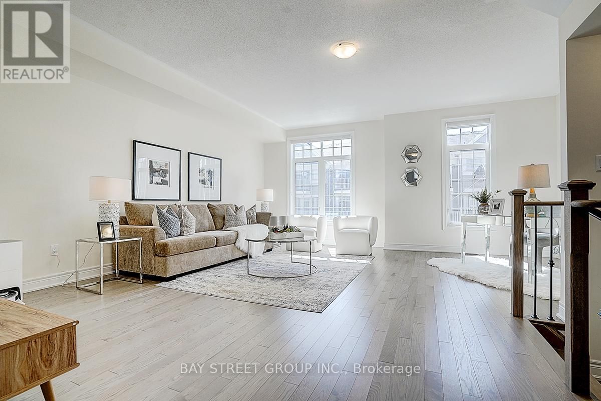 34 PHILLIPSEN WAY Image 12