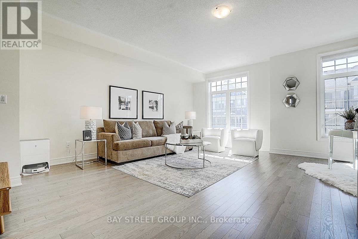 34 PHILLIPSEN WAY Image 13