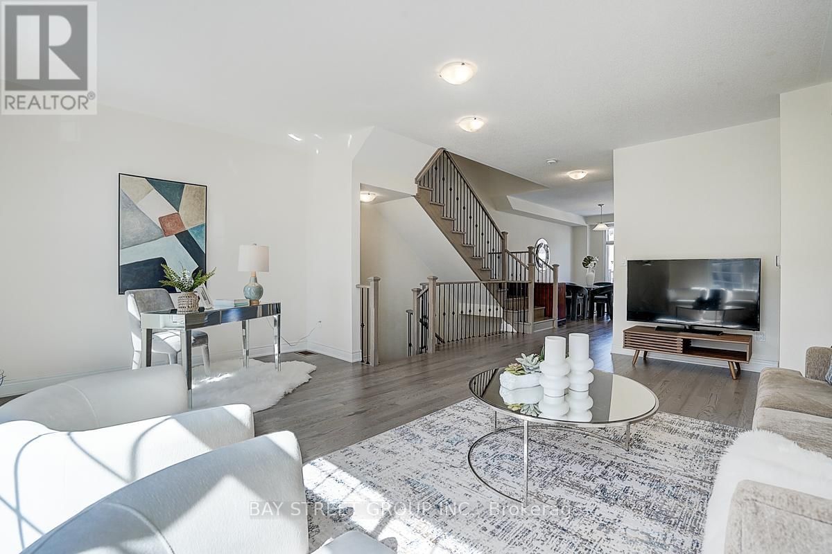 34 PHILLIPSEN WAY Image 20