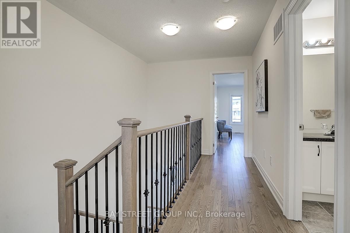 34 PHILLIPSEN WAY Image 35