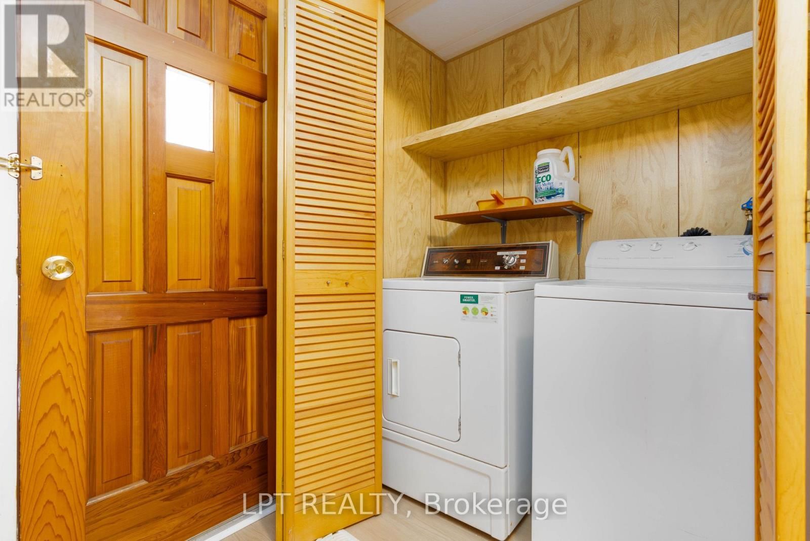 11 GENEVA COURT Image 21