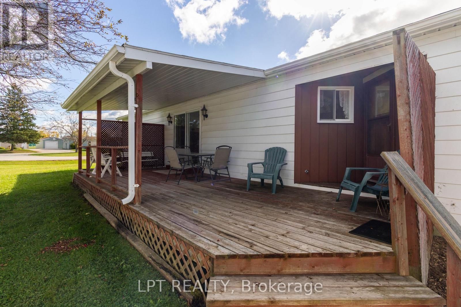 11 GENEVA COURT Image 23