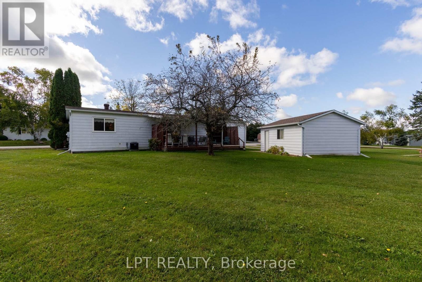 11 GENEVA COURT Image 24