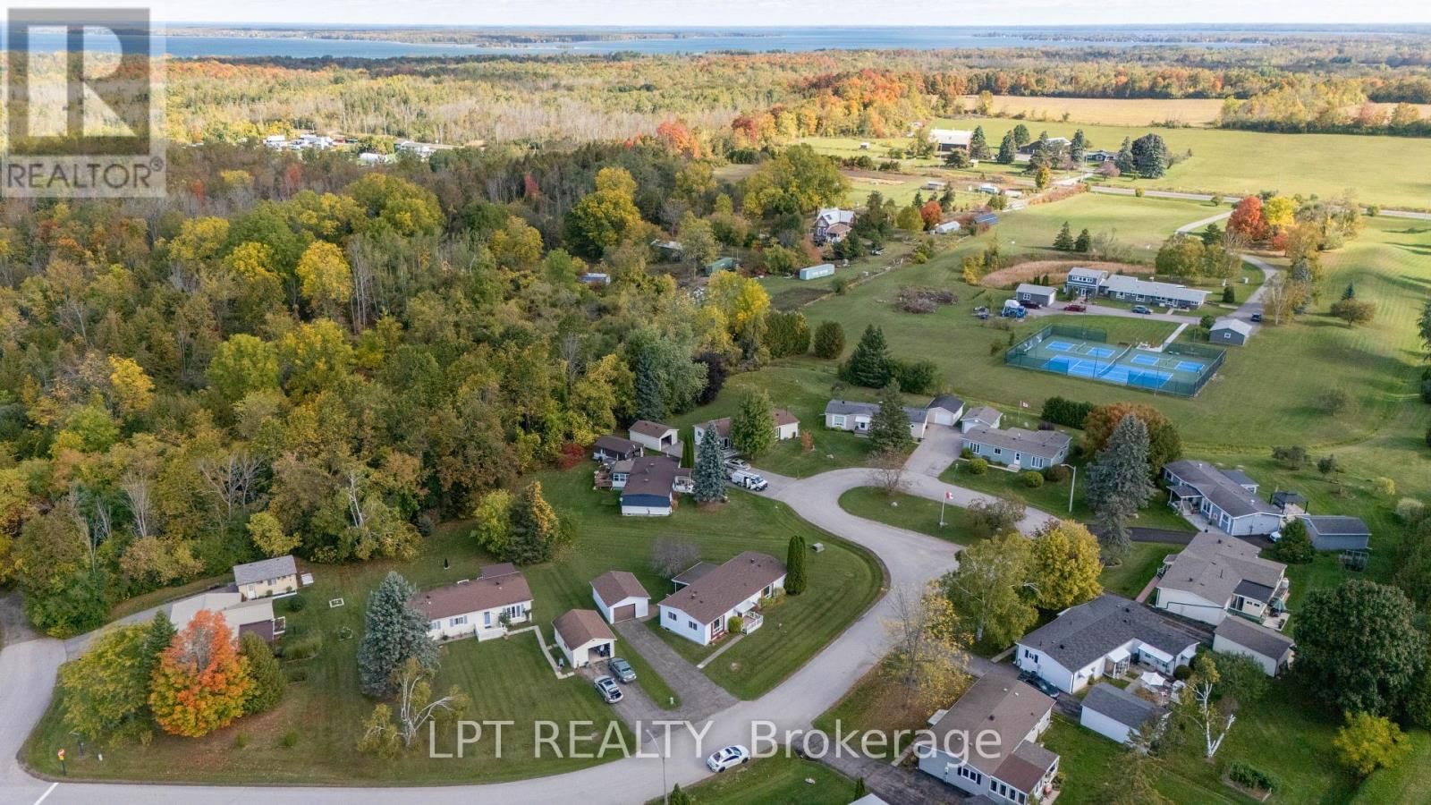 11 GENEVA COURT Image 3