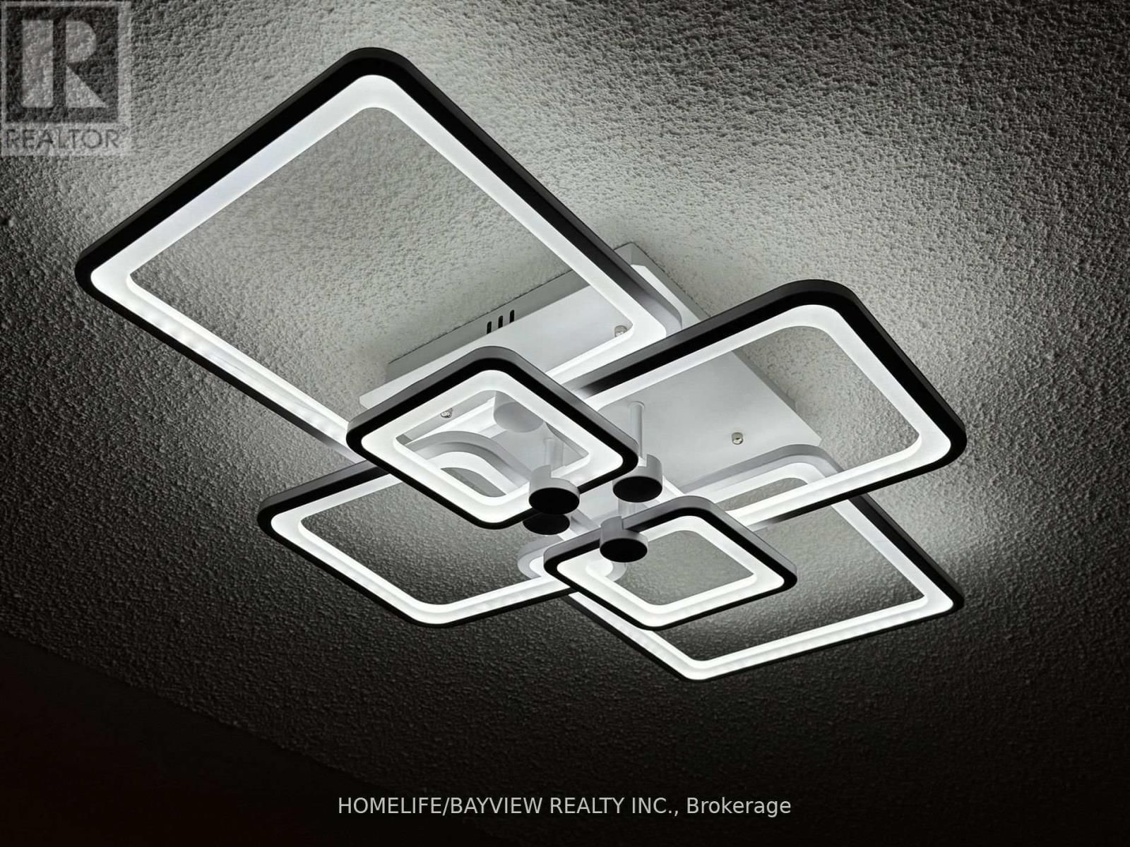 1009 - 11 ONEIDA CRESCENT Image 18