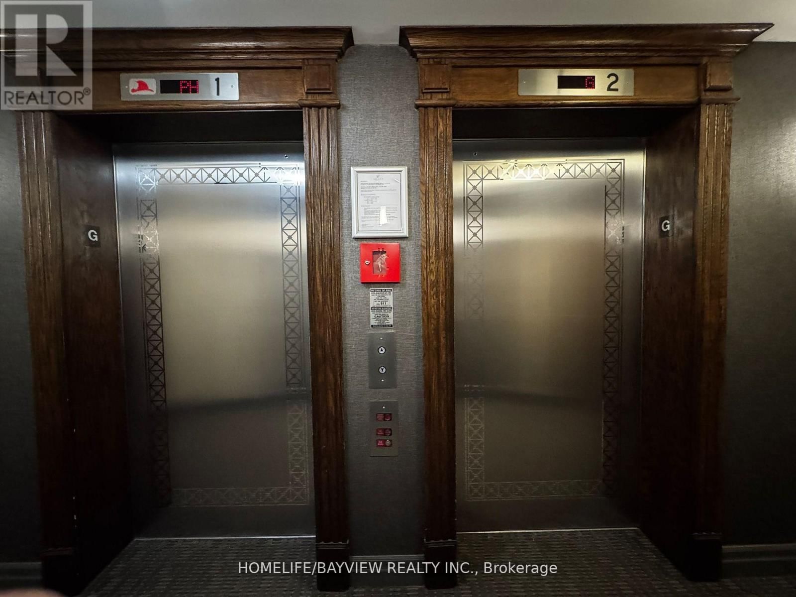 1009 - 11 ONEIDA CRESCENT Image 3