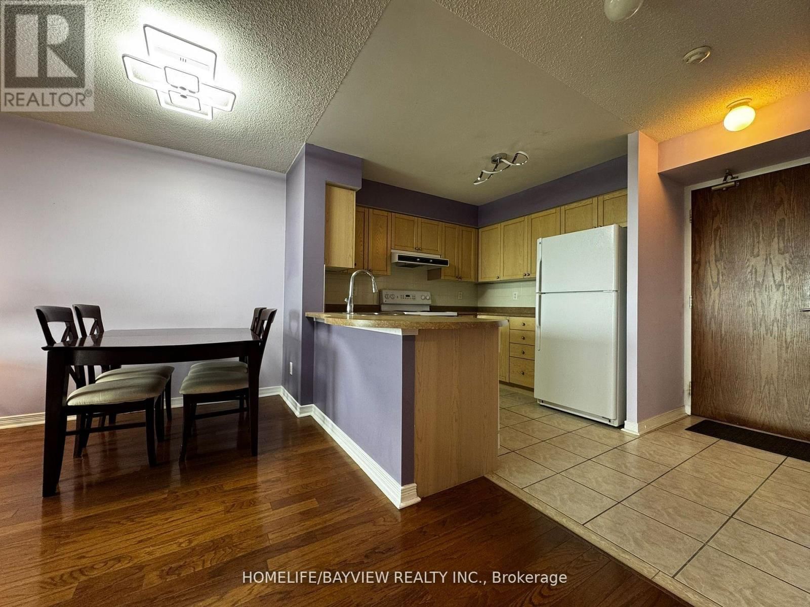 1009 - 11 ONEIDA CRESCENT Image 7