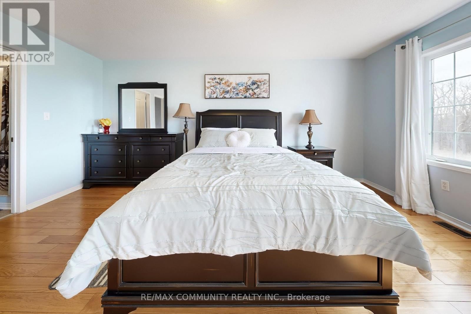 771 CORNELL ROUGE BOULEVARD Image 29