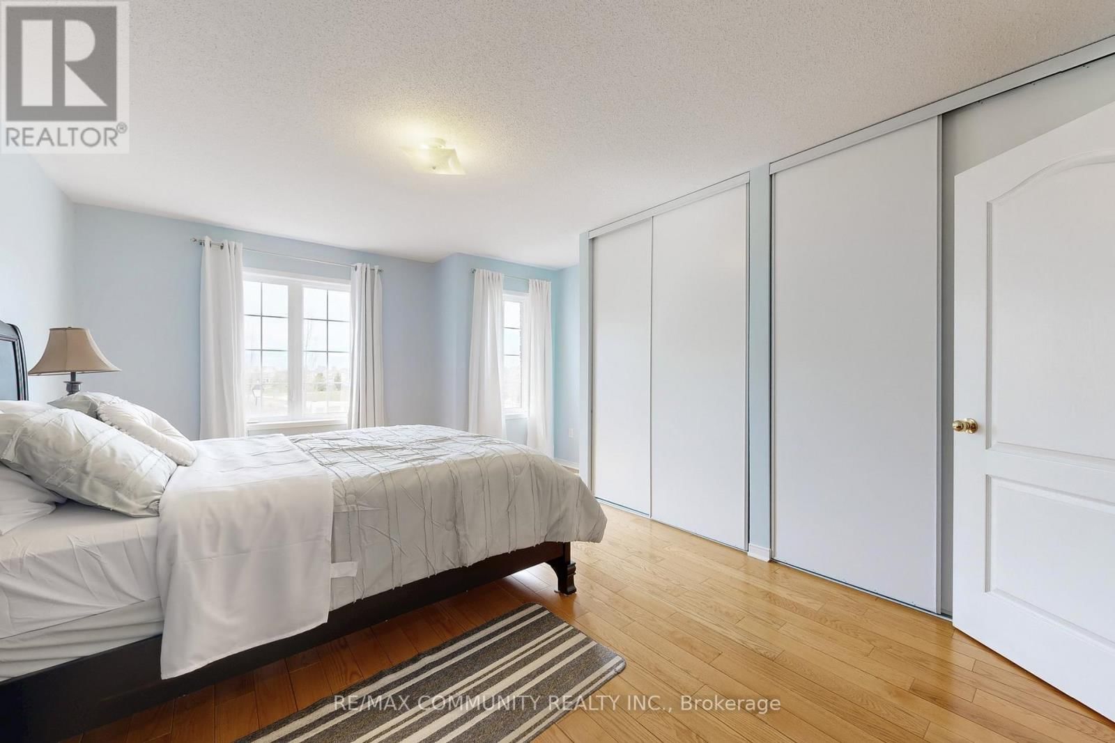 771 CORNELL ROUGE BOULEVARD Image 31