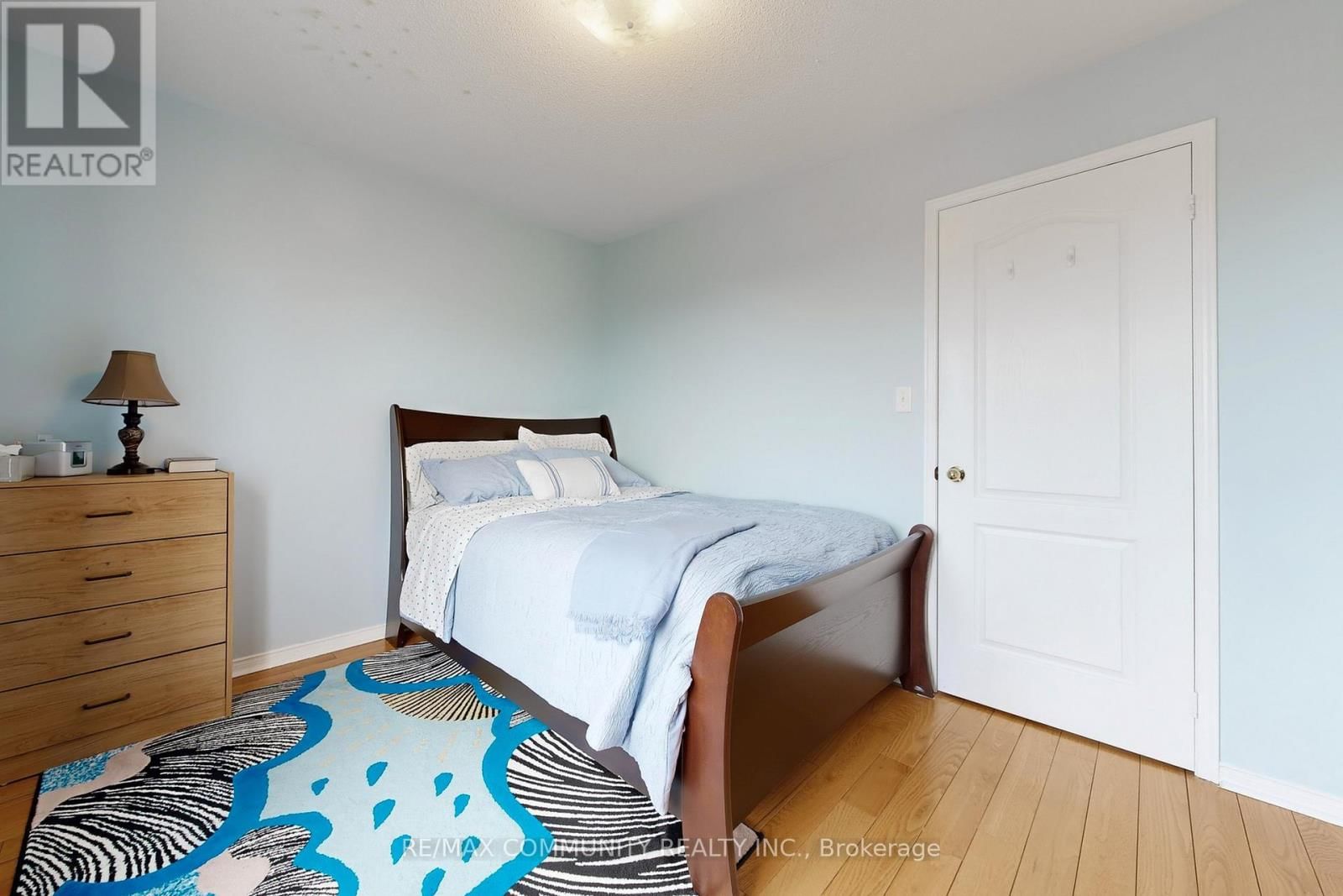 771 CORNELL ROUGE BOULEVARD Image 34