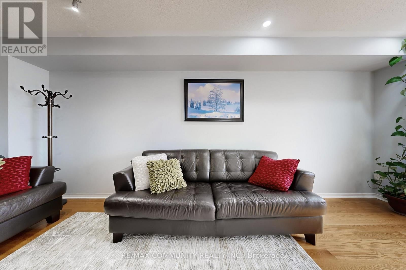 771 CORNELL ROUGE BOULEVARD Image 7