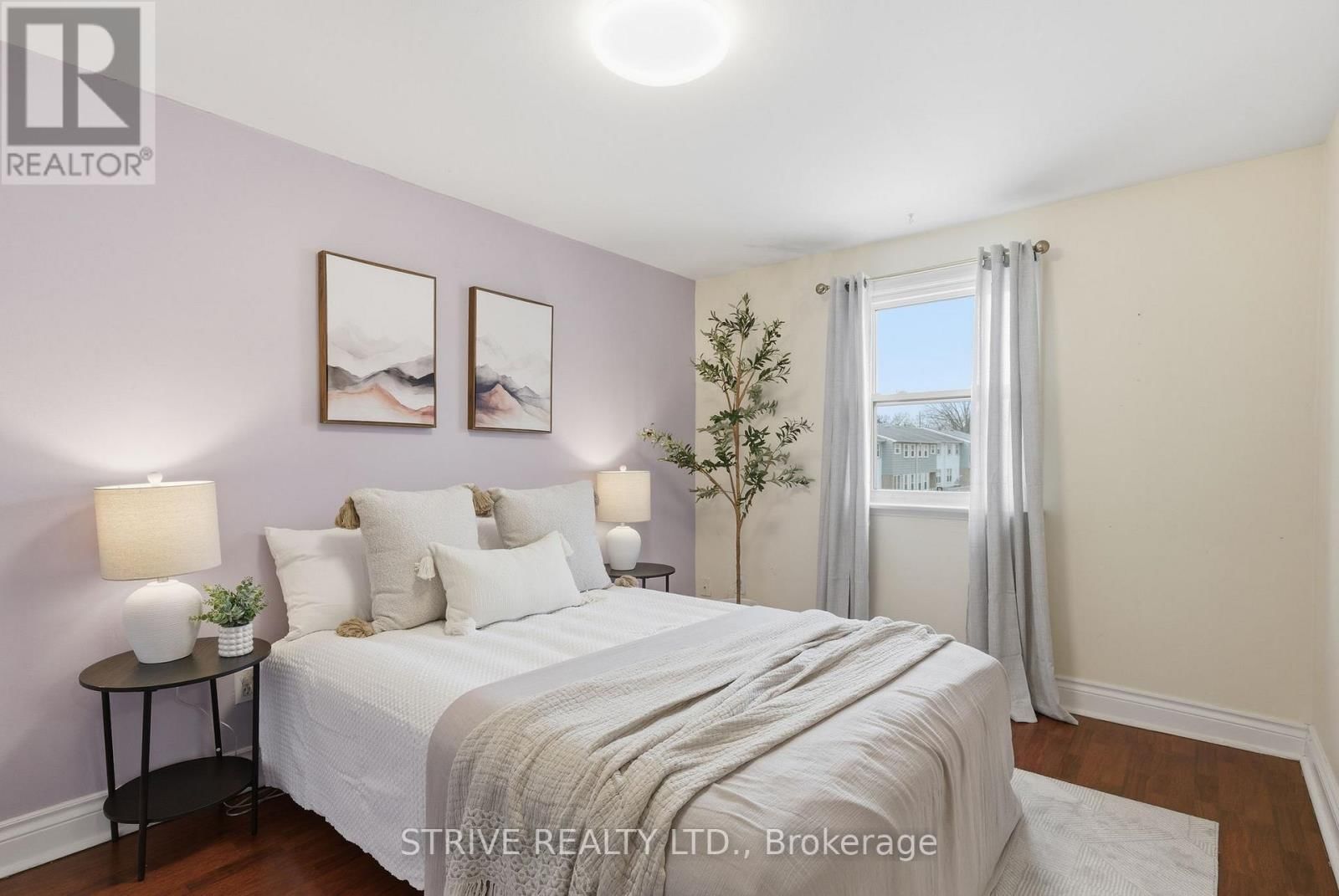 1718 JOHN STREET Image 12