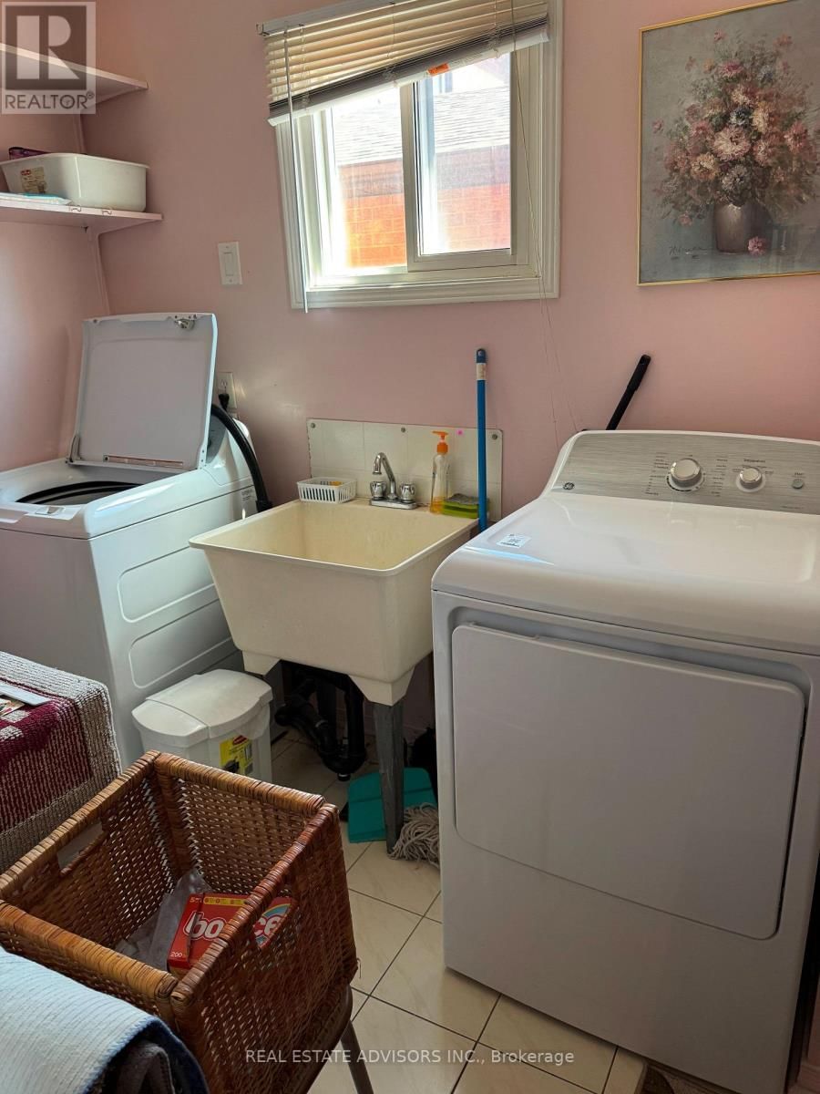 103 BELMONT CRESCENT Image 7