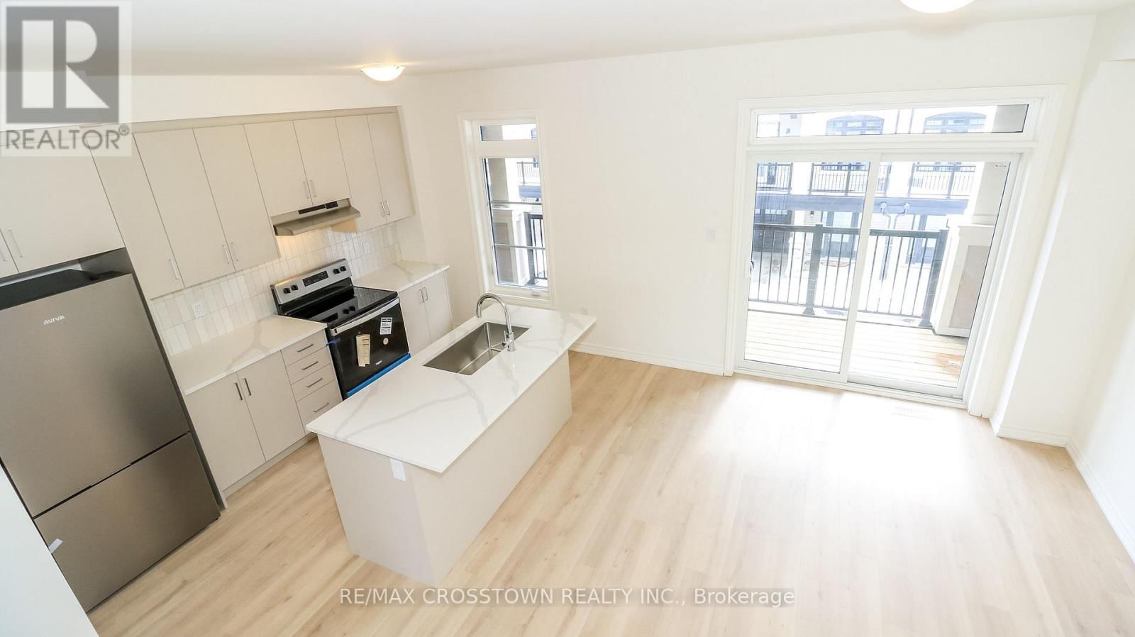 (Unit 6) - 1227 CORM STREET Image 33