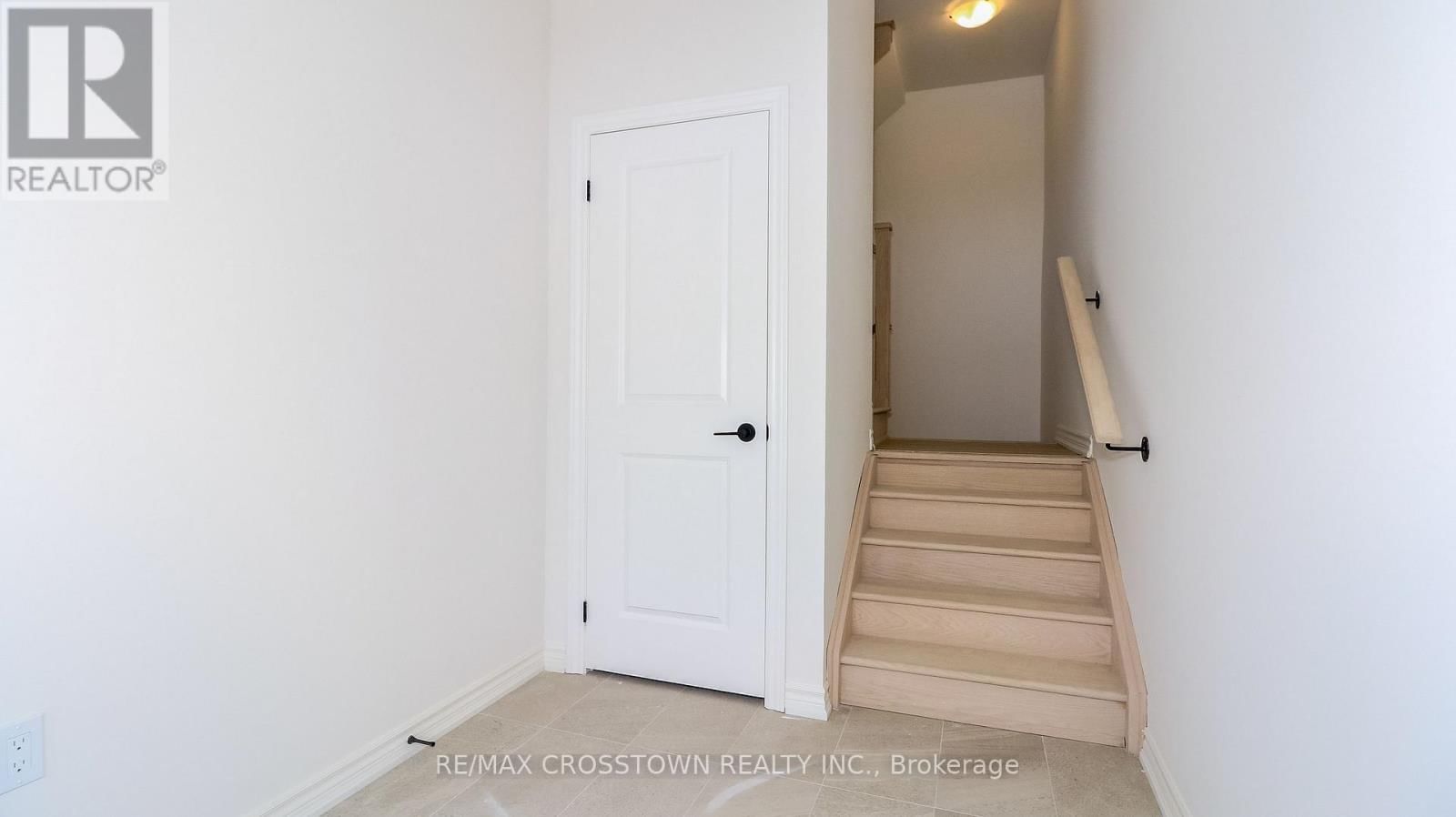 (Unit 6) - 1227 CORM STREET Image 4