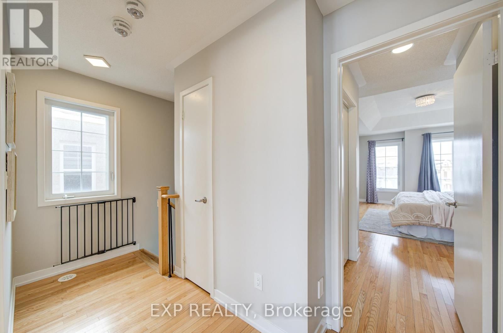 10616 BATHURST STREET Image 24